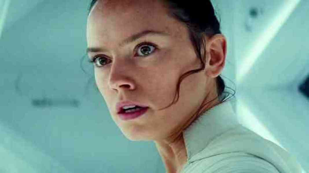 Lucasfilm сообщает важные новости о шести новых фильмах по вселенной «Звездных войн», включая «Охоту на Бена Соло» и новую трилогию.